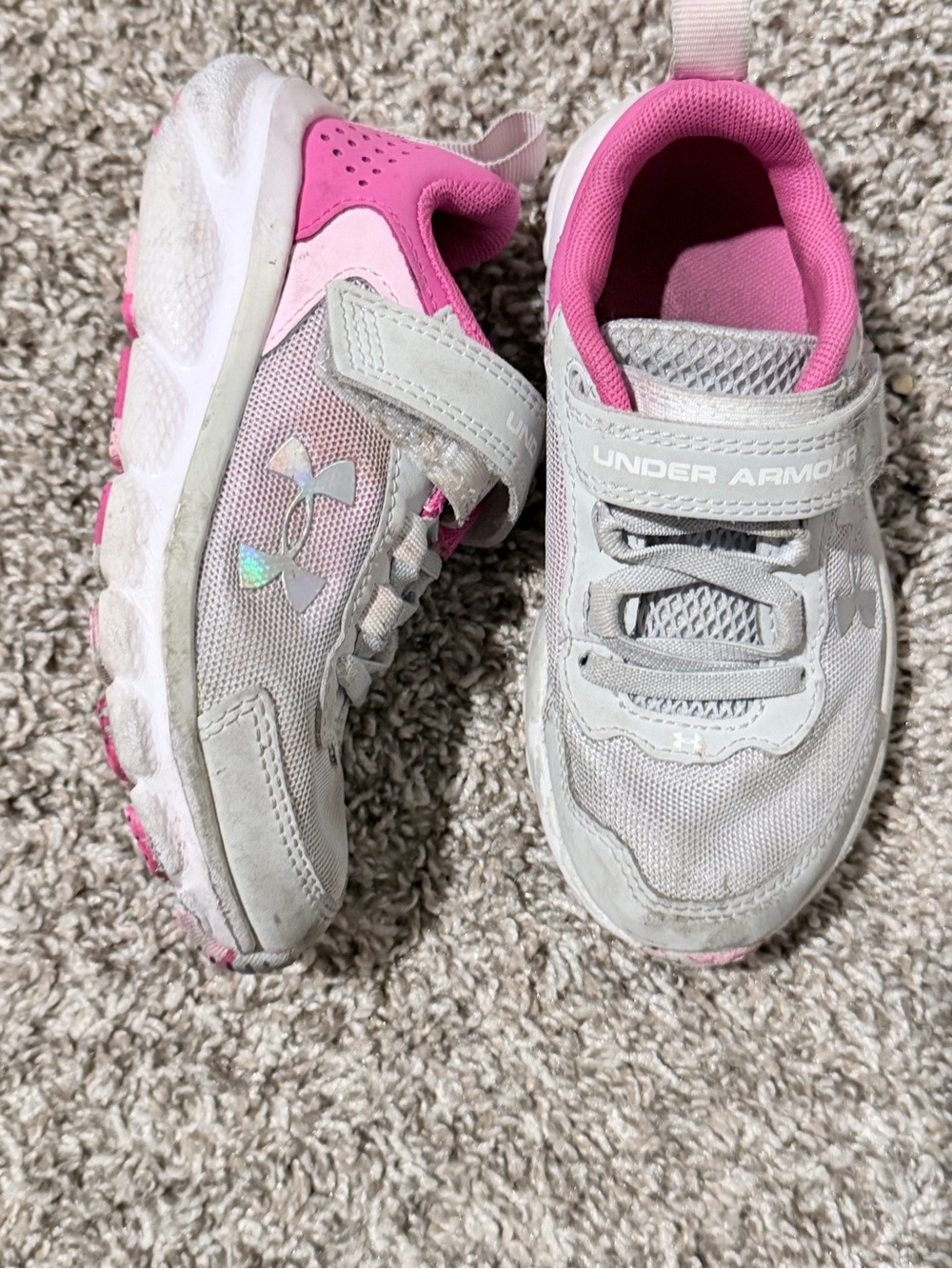 Under Armour Kids White and Pink Hook-and-Loop Athletic Sneakers